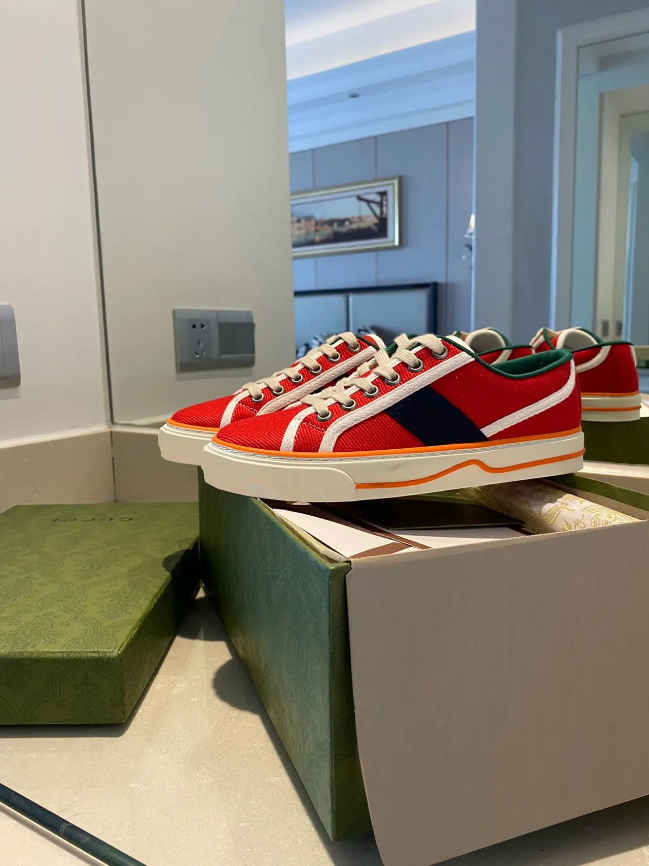 Bulk 2024 Designer Canvas Tennis Shoes For Men Green Red Web Stripe Leather Rubber Sole Breathable Casual Sneakers From Jordanshoes88 25.6 DHgate.Com