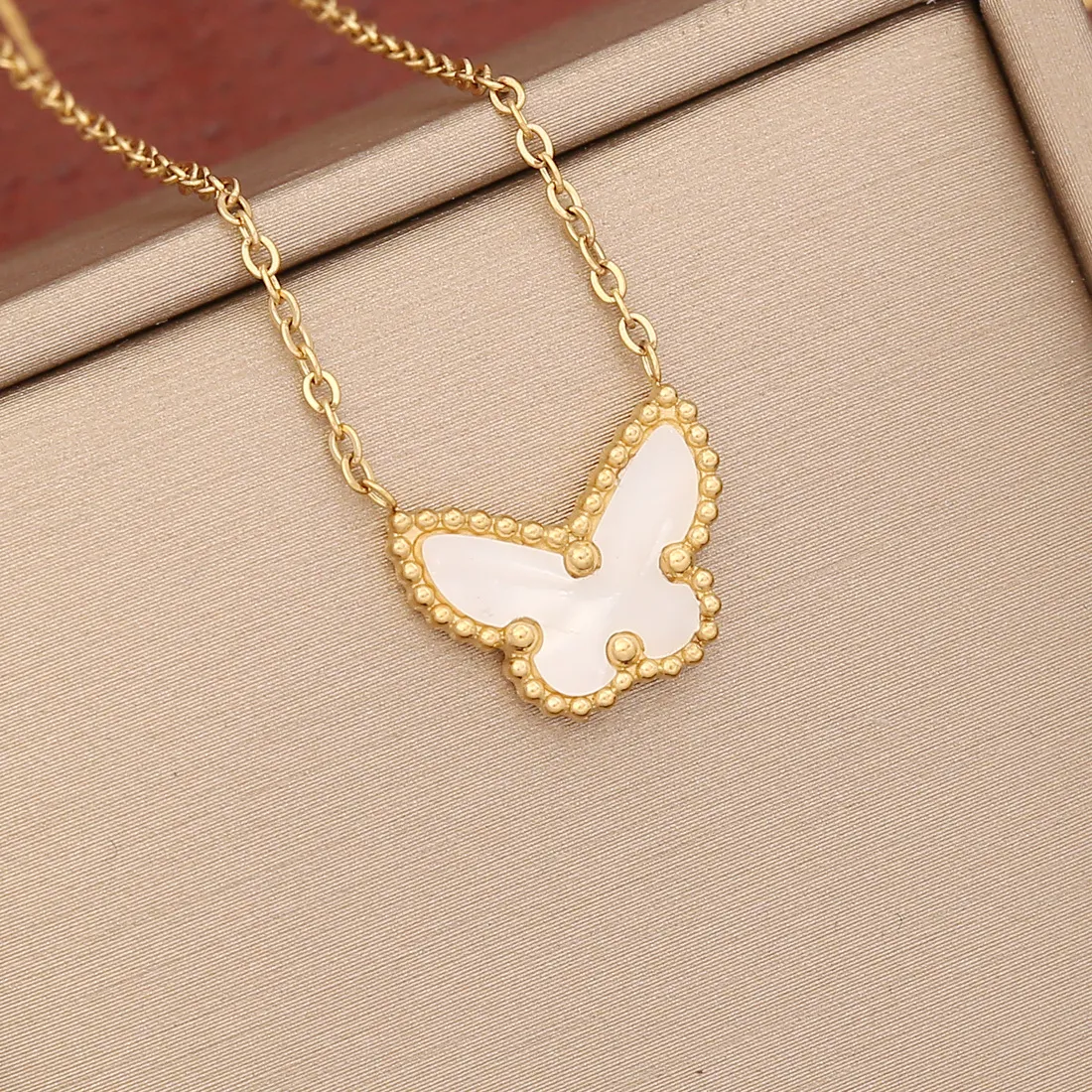 Collier avec pendentif trèfle papillon coloré, Design classique, beau cadeau pour femmes, bijoux