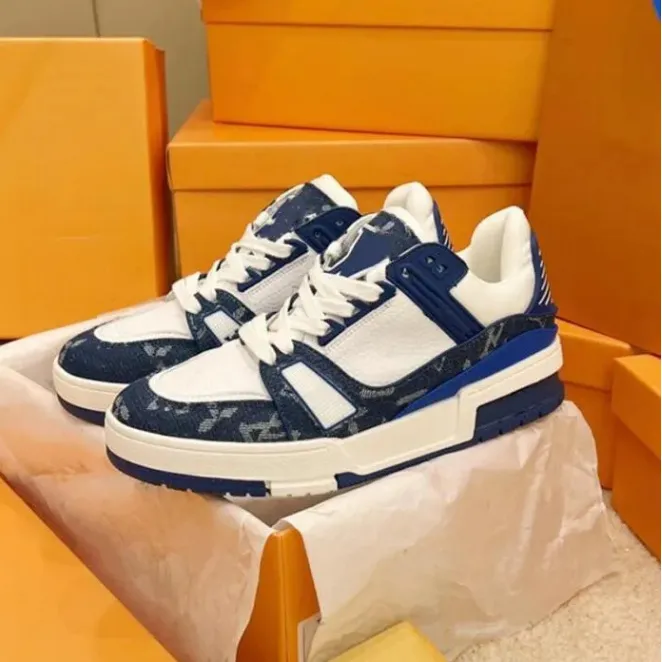 heta män designer sneakers skor tränare casual skor gummi duk läder sneaker denim monogram sko utan låda z68