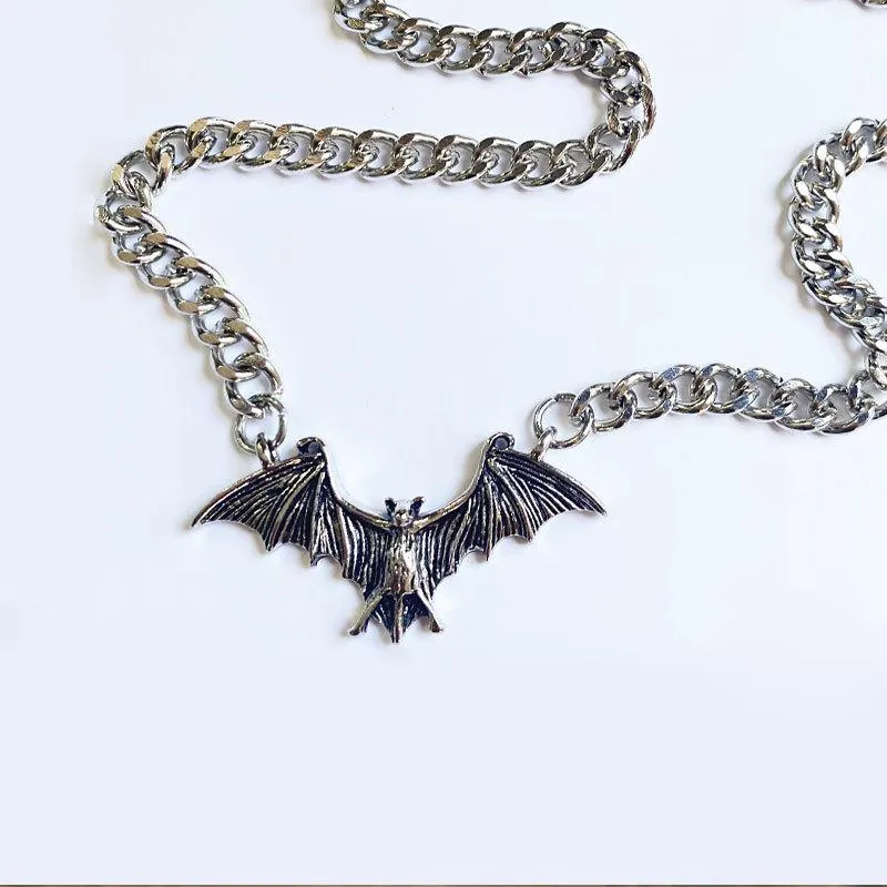 Pendant Necklaces Alloy Bat Charm For Women Men Punk Accessories Silver Color Chain On The Neck Choker Animal Necklace JewelryPendant