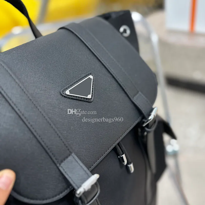 Latest Designer Bag Fit Men Backpack School Bag Canvas Student Bag