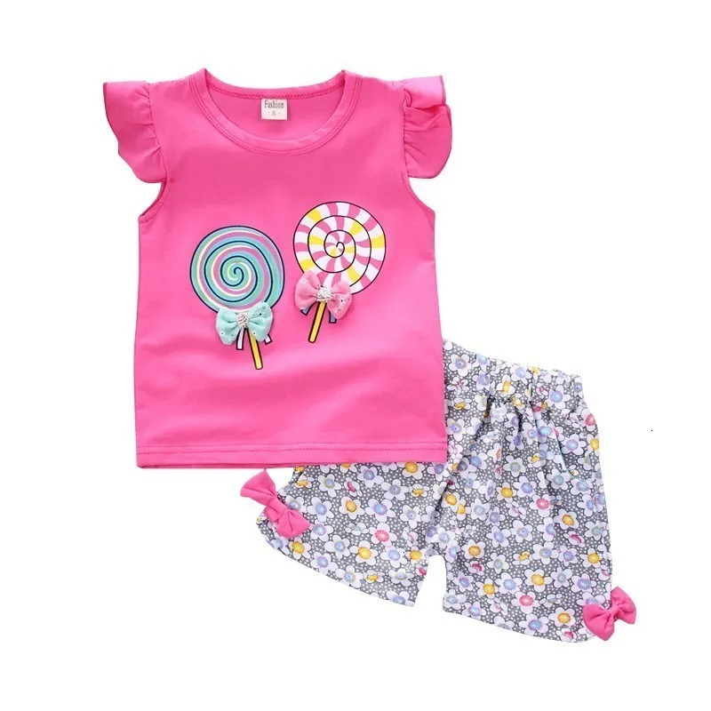 Одежда для маленьких девочек наряды бренд летние рожденные маленькие шорты футболки 2PCSETS Одежда Собственные спортивные спортивные костюмы 230512