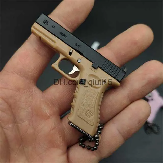 Beretta 92F Pistolet Jouets pour Enfants, Modèle Miniature en Métal,  Porte-clés, Artisanat Pendentif, Faux Pistolet pour Hommes, Mini Pistolet,  Nouveauté Gag Toys, 1:3 - AliExpress