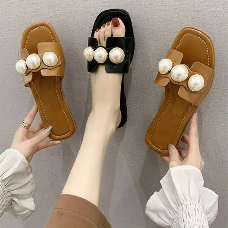 Slippers Designer Women Slides muilezels sandalen open teen vrouwelijke zomer strandschoenen parels schattig zoete buiten