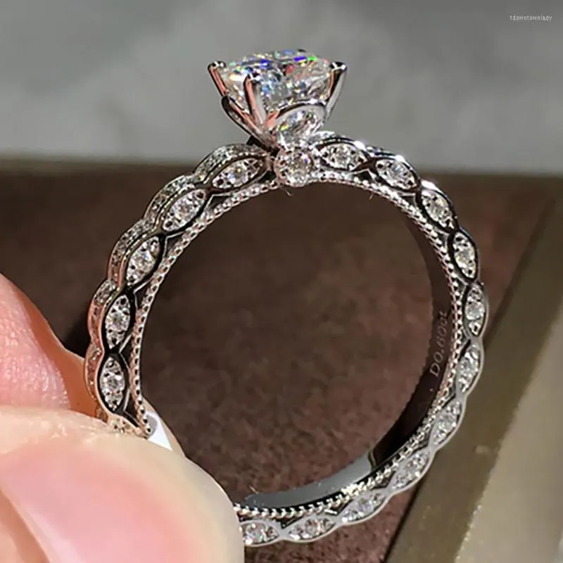 Кластерные кольца 18K AU750 White Gold Women Wedding Wedding Party Обручальное кольцо 1 2 3 4 5 Круглый овальный модный модный модный винтаж