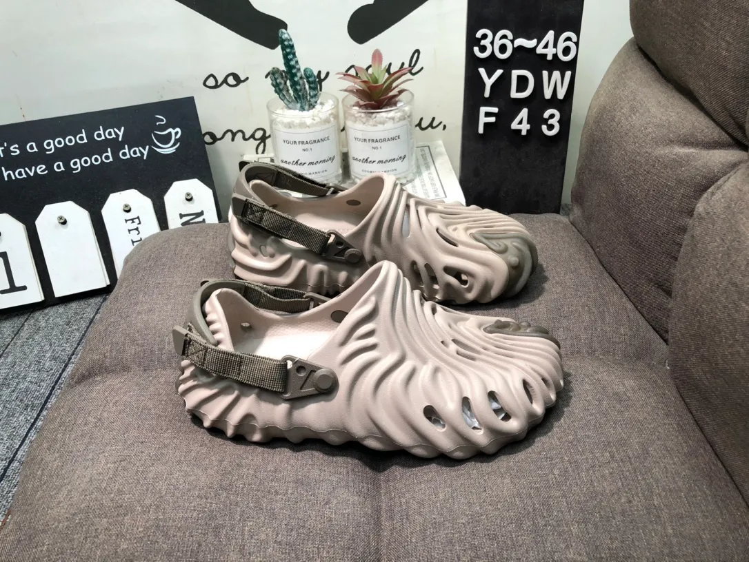 Pantoufle crocodile discount