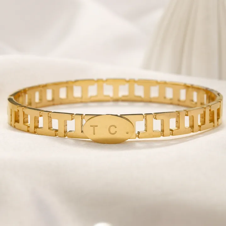 Designer Gift Bangle Bracelets Europe Brand 18K Gold Plated Classic Design Spring Love Bracelet Luxury Stainless Steel Jewelry Bangle