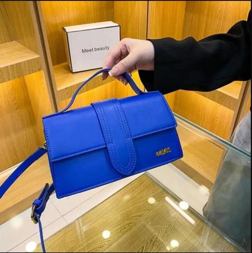 Sacs de cr ateurs MONTAIGNES Femme Designers Sacs main Luxurys Sac cabas en cuir de marque classique sac main grande capacit designer de luxe