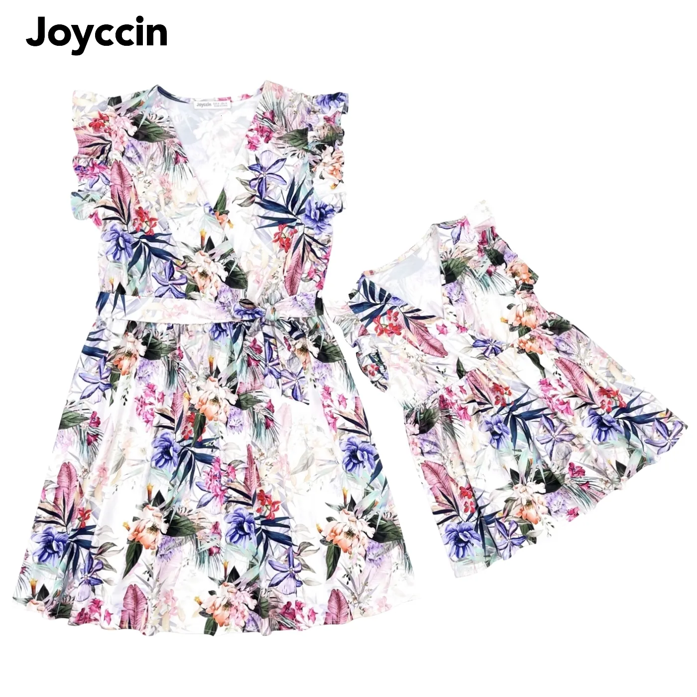 Abiti coordinati per la famiglia Joyccin Mother Kids Self Belted Vestido Cross Wrap VNeck Ruffle Fluttersleeve Stampa floreale Abiti da spiaggia 230512