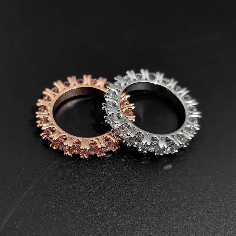 avec pierres latérales anneaux Hiphop Anneau 4.5mm Simple Rangée Zircon Anneau Personnalisé Mode Hiphop amant Anneau pour Hommes et Femmes