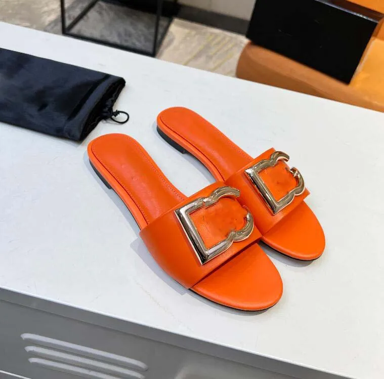 Luxury slide sandals top