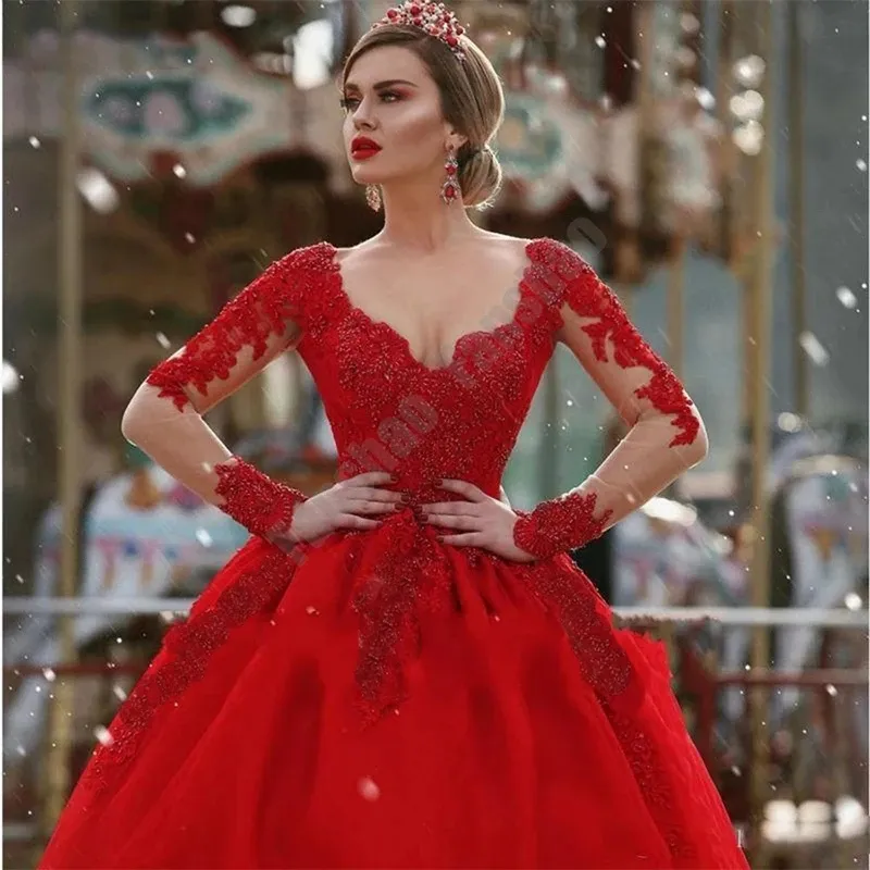 Quinceanera Dresses Princess Red Long Sleeve Deep V-Neck Lace Appliques Ball Gown with Tulle Plus Size Sweet 16 Debutante Party Birthday Vestidos De 15 Anos 122