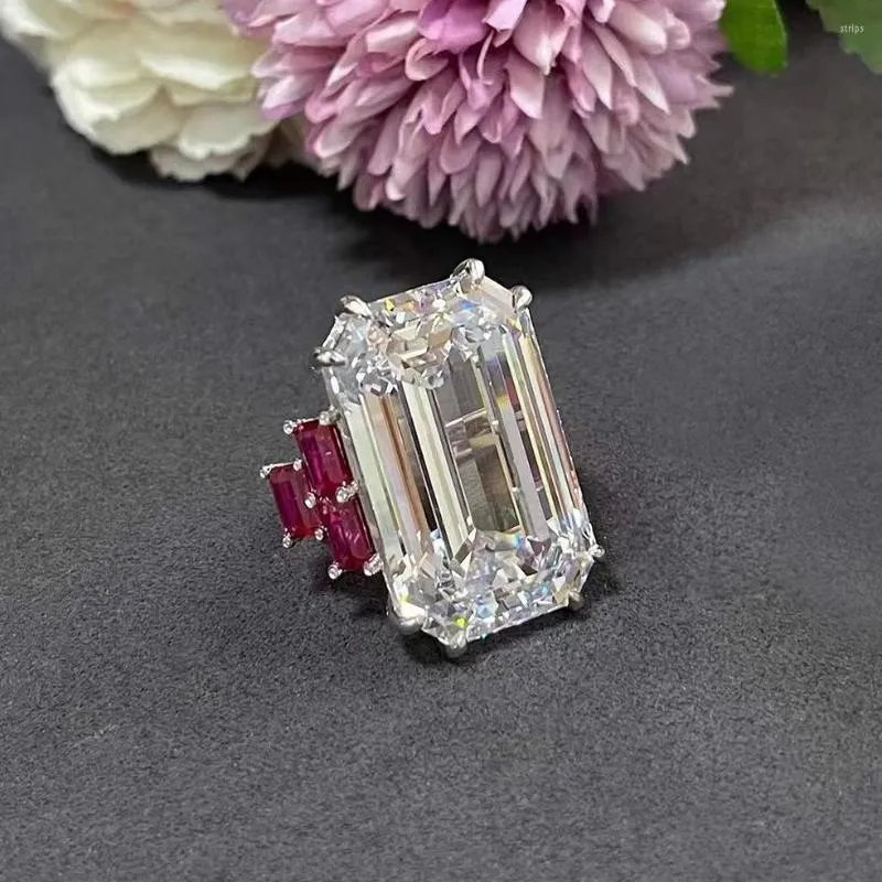 Cluster Rings 2023 European And American Style 30ct Ring S925 Silver 13 20 Emerald Cut Luxury Female