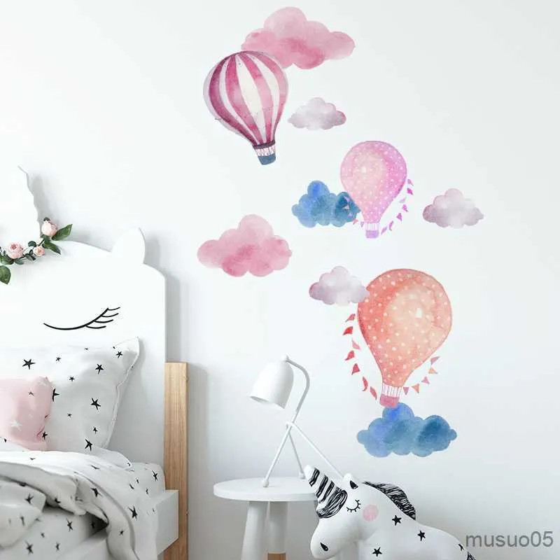 Barnens leksaks klistermärken Cartoon Hot Air Balloon Cloud Wall Sticker för barnrum Dekoration Mural Bedroom Home Decal Decals Nursery Stickers Wallpaper