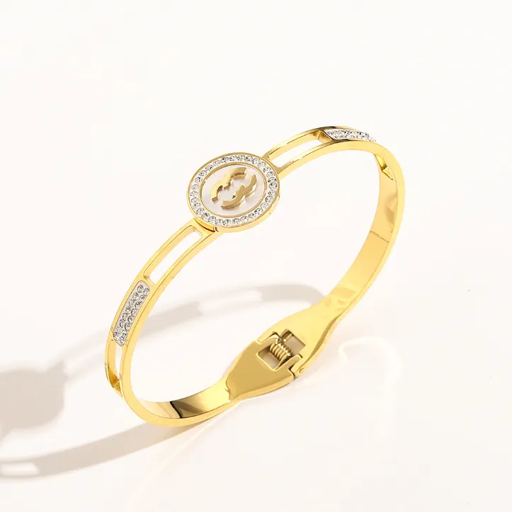 مصمم الذهب حب الإسورة الربيع الماس الساحر للسيدات رومانسية هدايا الكفة المجوهرات بالجملة