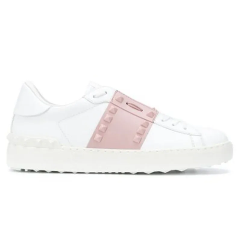2023 Designer Spikes Sneaker Scarpe eleganti Bianco Nero Rosso Oro Scarpe da ginnastica Scarpe casual San Valentino Sac Pelle per un cambiamento