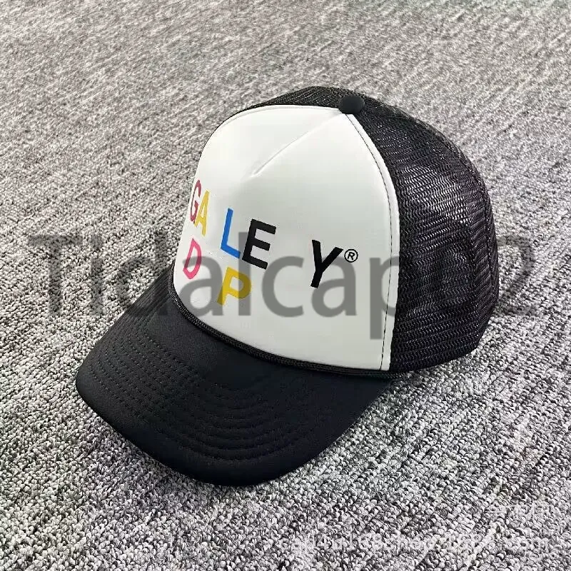 Latest Patch Embroidery Men`s Ball Caps Casual Galleryes Lettering Curved dept Brim Baseball Cap Fashion Letters Hat Printing