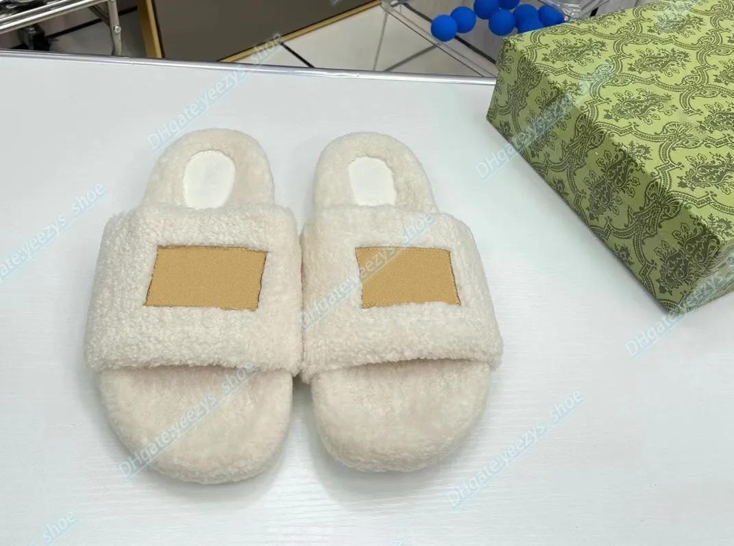 Luxury Designer Furry Sandals With Interlocking G Letter And Wool