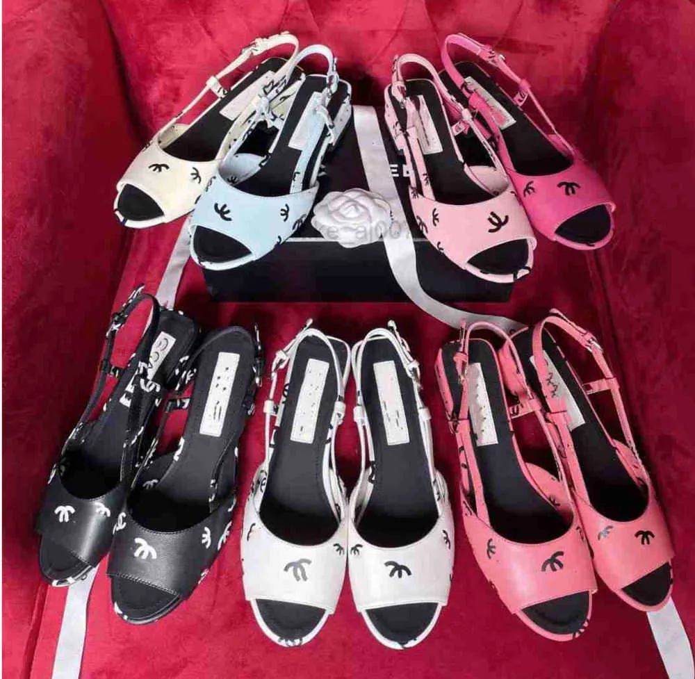 Klassieke ccity schoenen Frankrijk Holiday Woman Summer Vacation Dia's Sandaal Sandalen Flat Roman Shoe