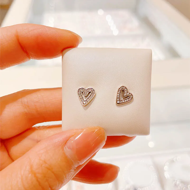 Sparkling Freehand Heart Stud Earrings for Pandora 925 Sterling Silver Wedding Jewelry designer Earring For Women Girlfriend Gift Love earring with