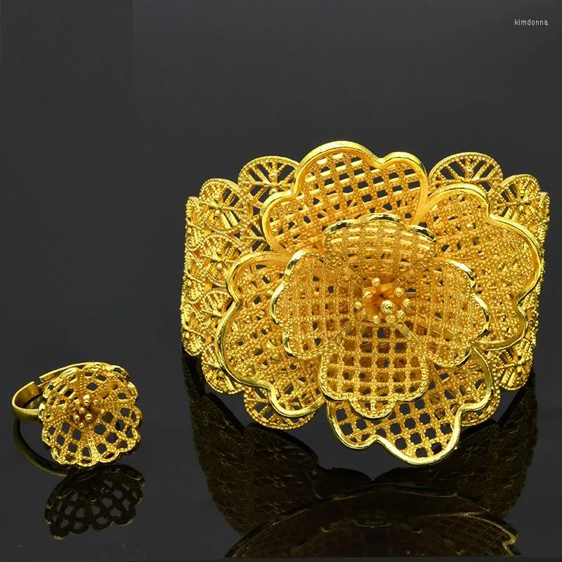 Bangle Gold Plated Flower Ring Set For Women Open Arabia Dubai Bridal Jewelry Middle Eastern Wedding Collections