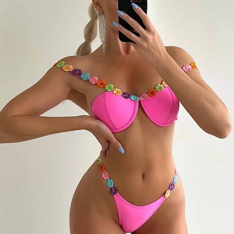 Traje de baño de verano para mujer, bonito traje de baño de Color puro con flores tridimensionales, Bikini alto Sexy dividido