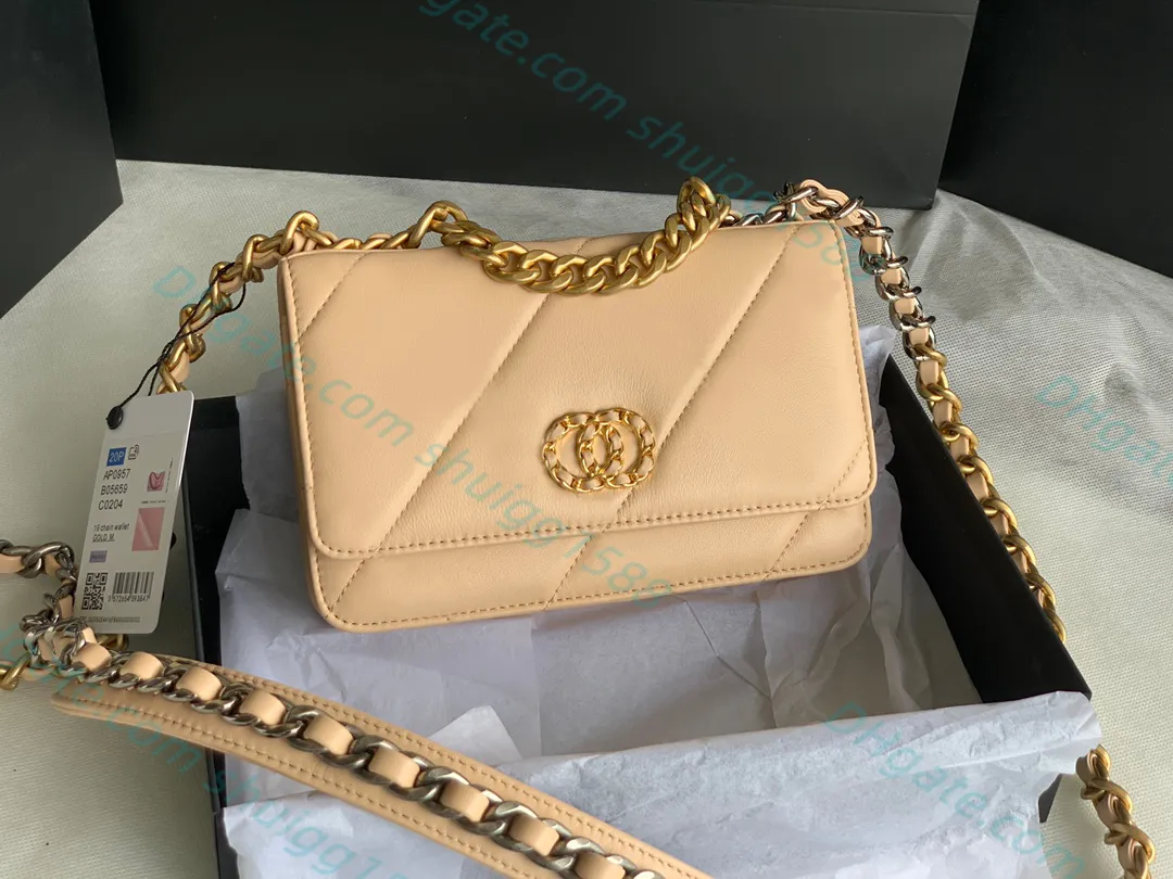 Beautiful evening bags online