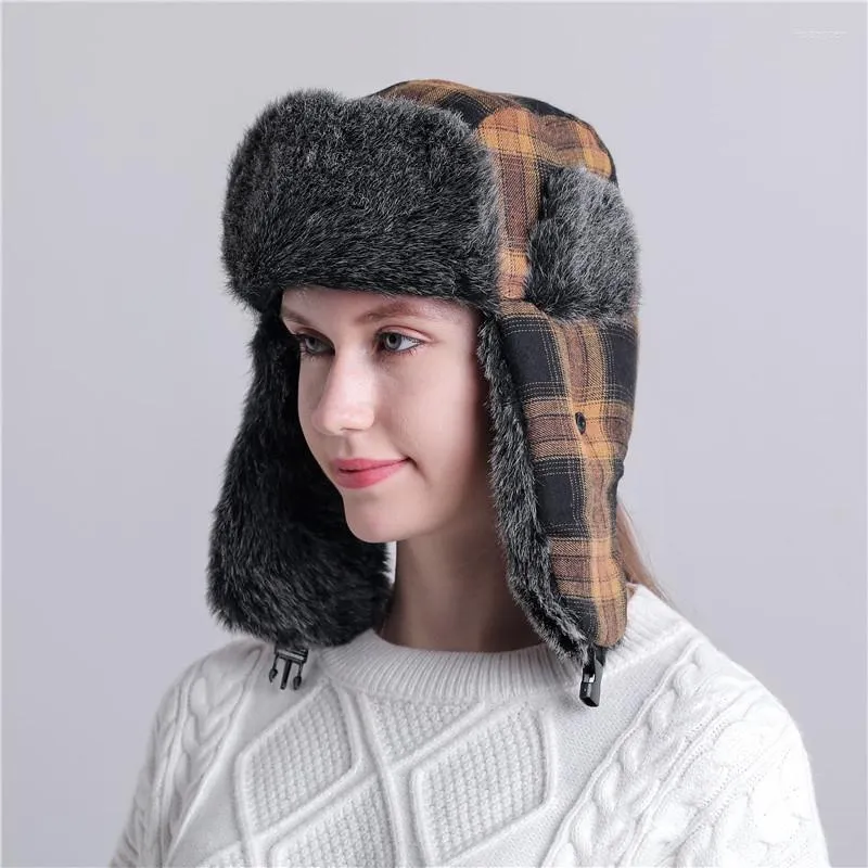 Berets zima ciepła czapka earflap wojska taktyczne wiatwiowe czapki bombowce z uszami rosyjskie grube pluszowe kapelusz dla mężczyzn Wysoka jakość