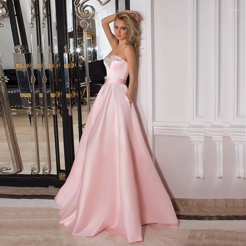 Partykleider Ankunft schön rosa eine Linie Abend lang 2023 Satin Schatz Hochzeitskleider Schnürung Rücken appliziert zum Verkauf