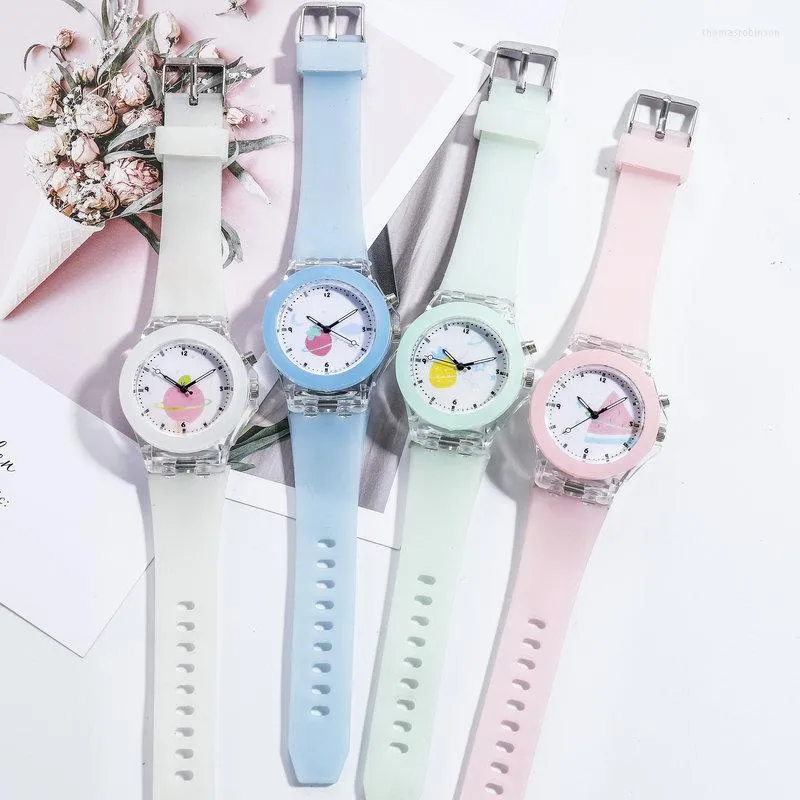 Link armbanden Row04 Candy Color Luminous Watch Girl Student Soft Cute Little Fresh