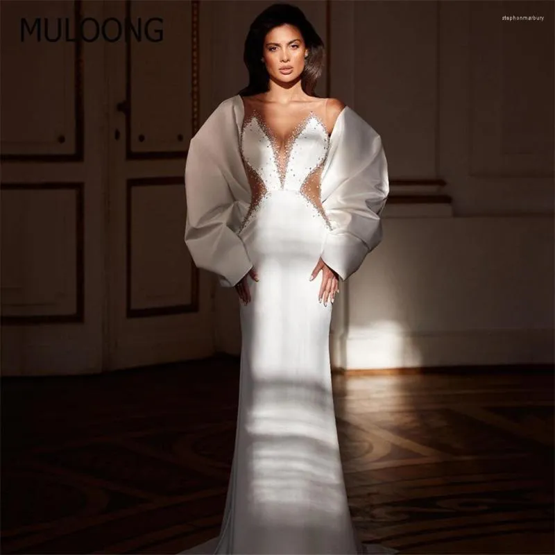 Bröllopsklänning Muloong Luxury V Neck Crystal Full Puff Sleeve Backless sjöjungfru golvlängd svep Train Pleat Ruched klänning