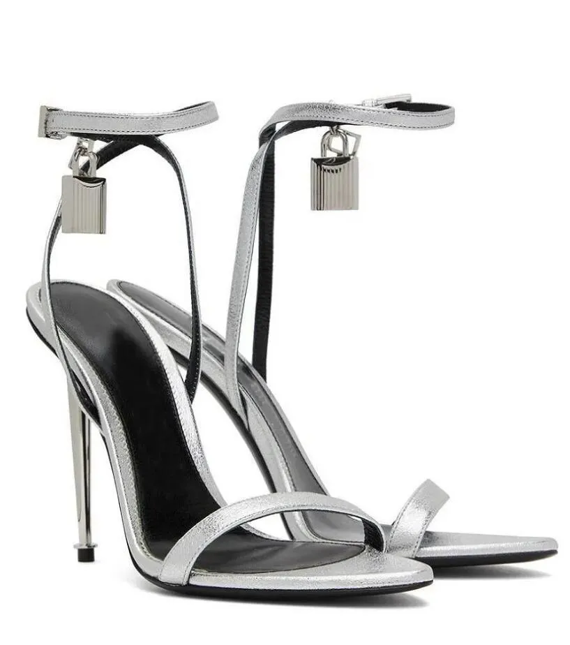 Элегантные бренды Женщина Desinger Sandal Padlock острые голые черные сандалии обувь женщин с заблокированными металлическими шпильками высокие каблуки 100 мм сексуальное свадебное платье для вечеринки Eu35-43