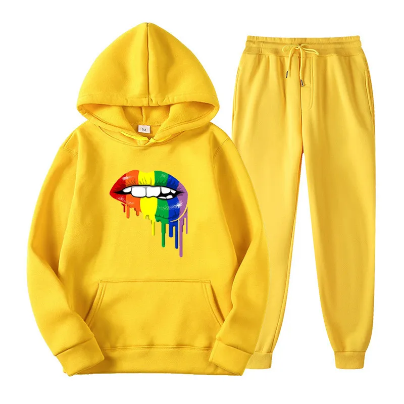 Sudadera amarilla con labios best sale