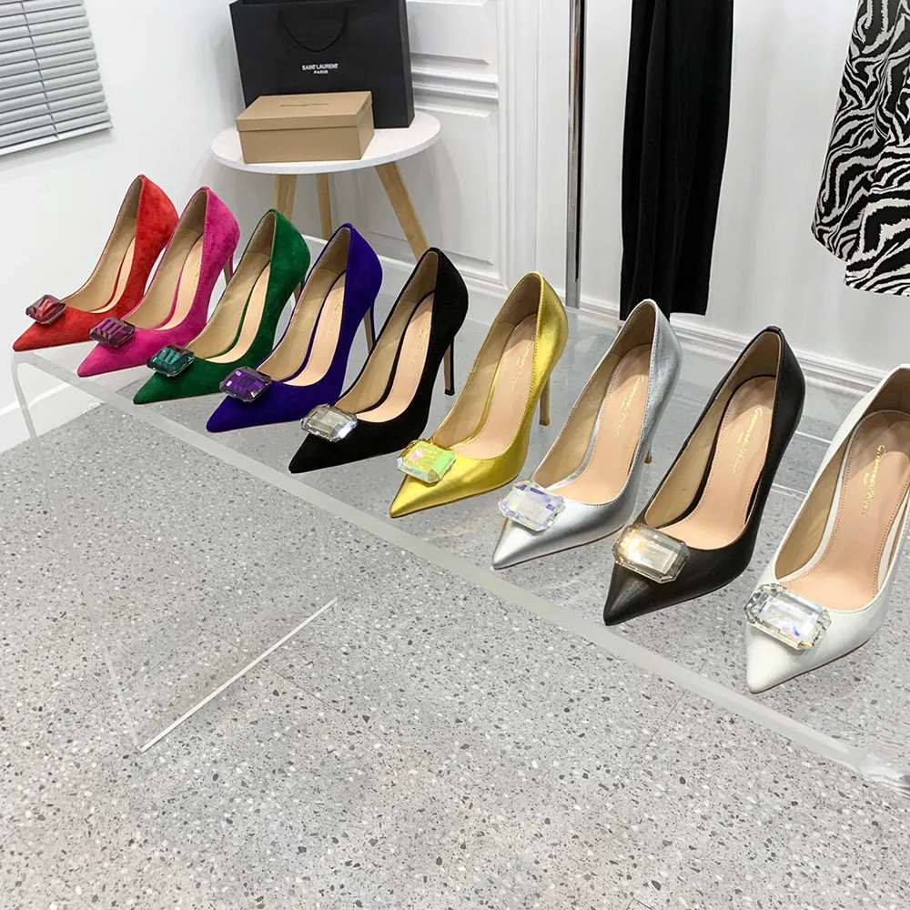 Gianvito Rossi105mm stilettpumps Stor kristalldekoration Brudskor spetsiga tår stilett Klackar pumpar klackar kvinnor Lyxdesigners klänningsko för fest