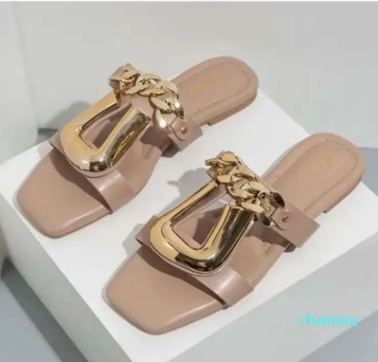 Sandals 2023 flats Personality Chain U-buckle slippers Women slippers Fashion square head outside wear women's flip-flops