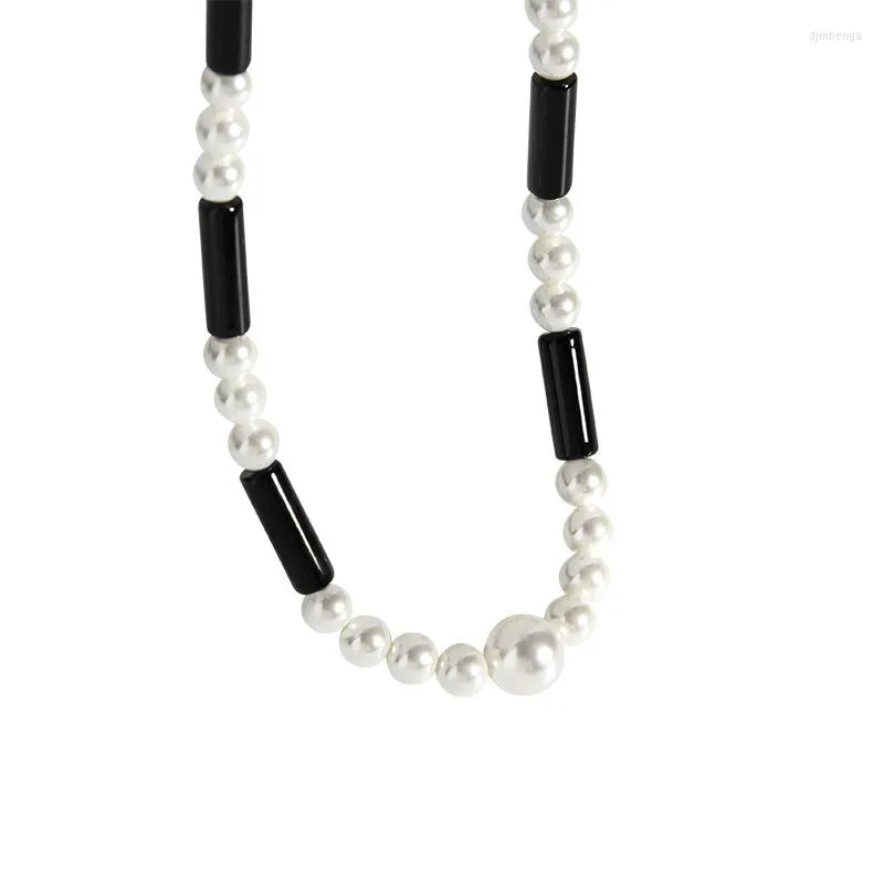 Chaînes XL185 Cool And Niche Design avec un collier de perles d'agate noire minimaliste pour la chaîne de clavicule des femmes