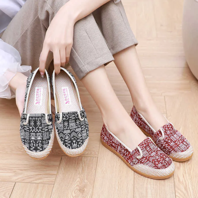 Special Sale 2023 Spring/Summer New Canvas Shoes Old Beijing Cloth Shoes Anti slip Soft Sole Mom's Shoes Ox Rib Sole Casual Women's Shoes 0517