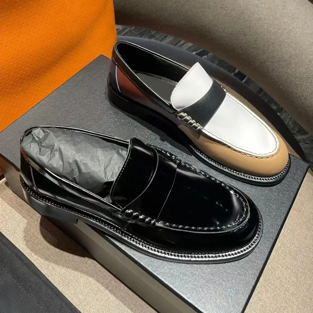 Scarpe eleganti da donna classiche Scarpa piatta in pelle di qualita Business Mocassini formali Designer fibbia punta tonda Tacco piatto Comfort per