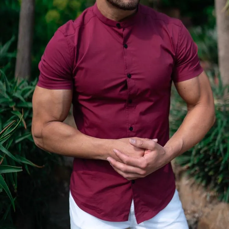 Ropa sencilla para hombre sales