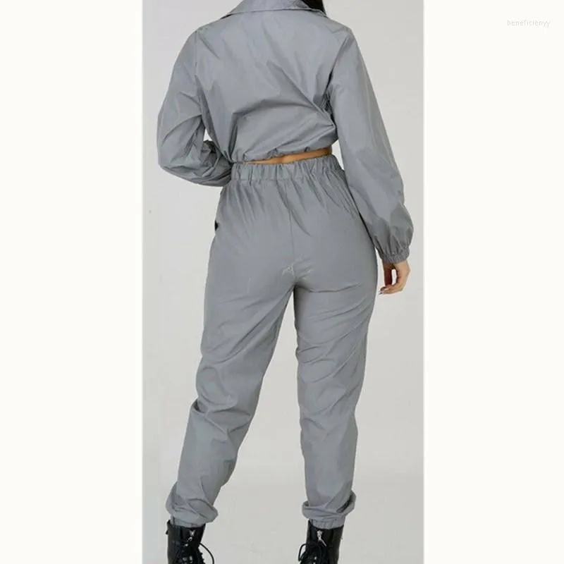 Ensemble Et Pantalon Reflechissant Les Yeux Et Pantalons Pour Femmes Tenue De Fete Bling En Differentes Couleurs Et Tailles Du 20 26 DHgate