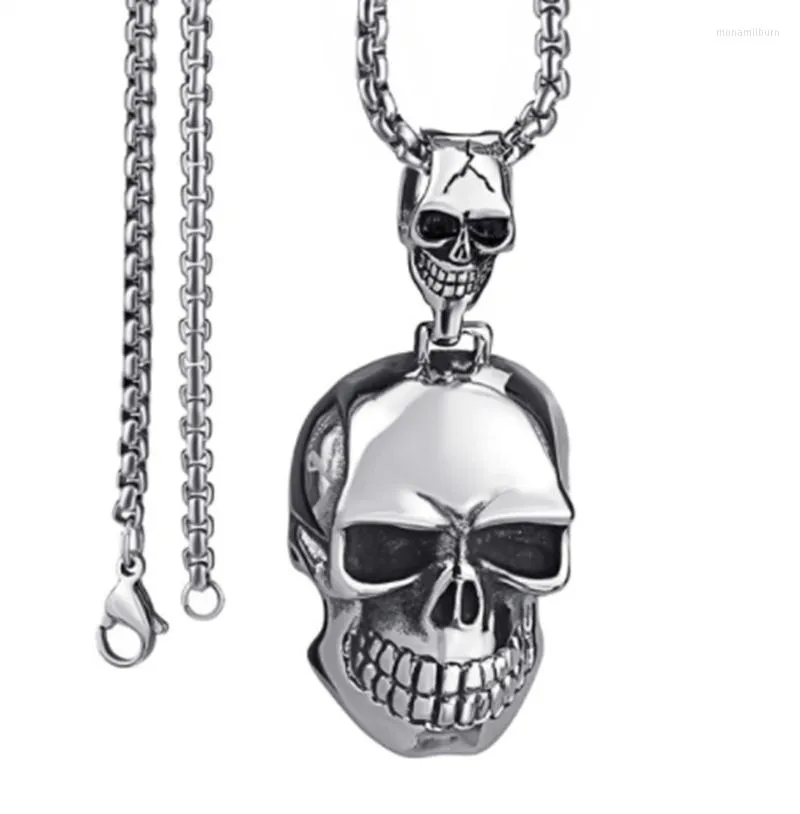 Pendant Necklaces Simple Men's Skull Fashion Knight Metal Necklace Jewelry GiftPendant