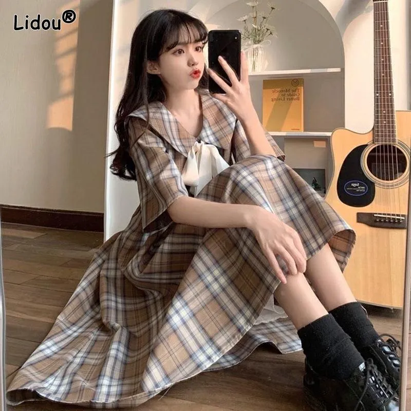 Robes Col marin Bow Empire Brocart Robes Style Preppy Plaid Mi-mollet Pull d'été Sweet Aline Jupe Vêtements pour femmes Jeunes