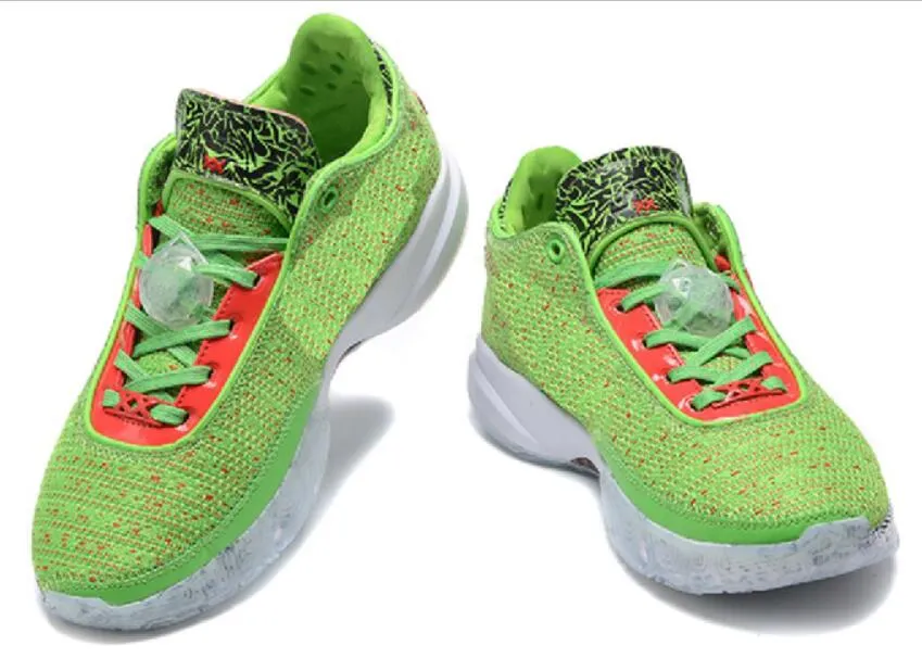 Lebron 15 green and red hotsell