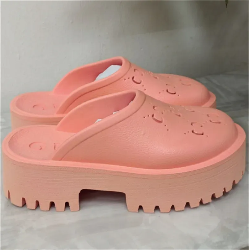 2022 Brand Perforated Slippers Women Platform Designer Sandals Wedge Rubber Cut-out Slide Transparent Materials Fashion Beach Sandals