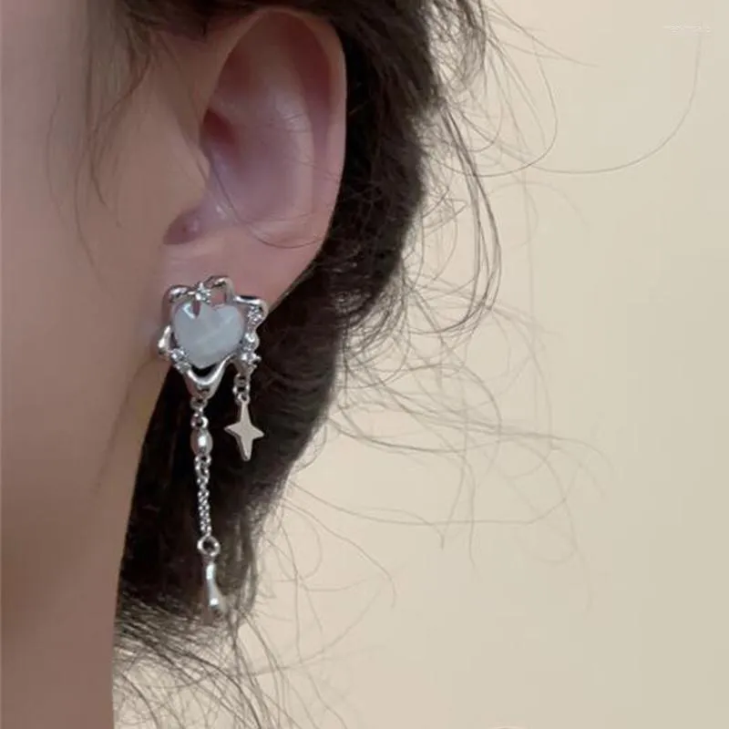Ohrstecker Liebe Quaste Stern Ohrring weiblich süß coole Mode Persönlichkeit vielseitig Ohrschmuck für Frauen Zubehör
