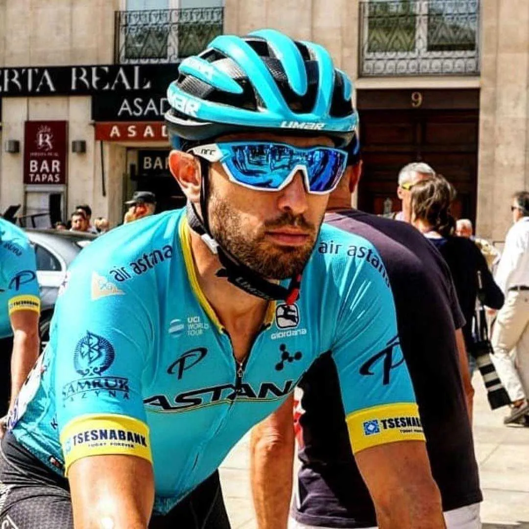 Photochromic polarized cycling glasses hot sale
