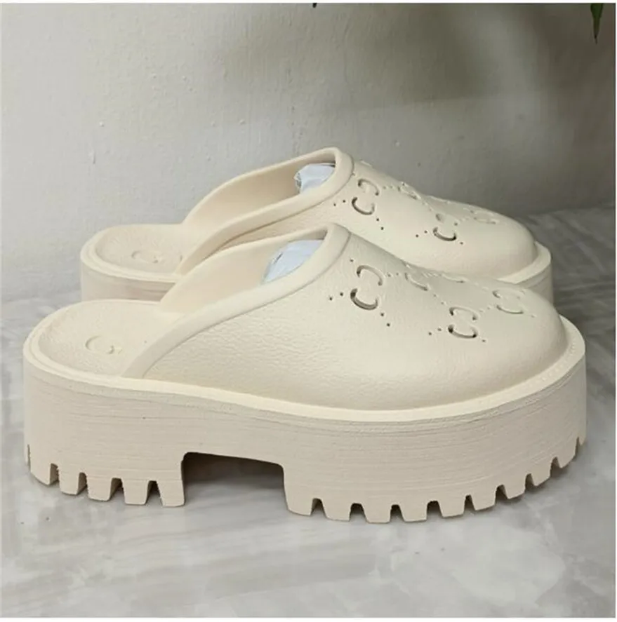2023 Plate-forme pour femmes pantoufles perforées sandale Chaussures d'été Top pantoufles pour femmes de créateurs Couleurs de bonbons Clair Talon haut Hauteur 5.5CM pantoufles de plage Taille EUR35-42