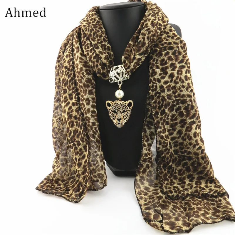 Ensembles de bijoux de mariage Ahmed Automne et Hiver Mode Tête de Léopard Pendentif Écharpe Collier Pour Femmes Foulard Foulards 230517