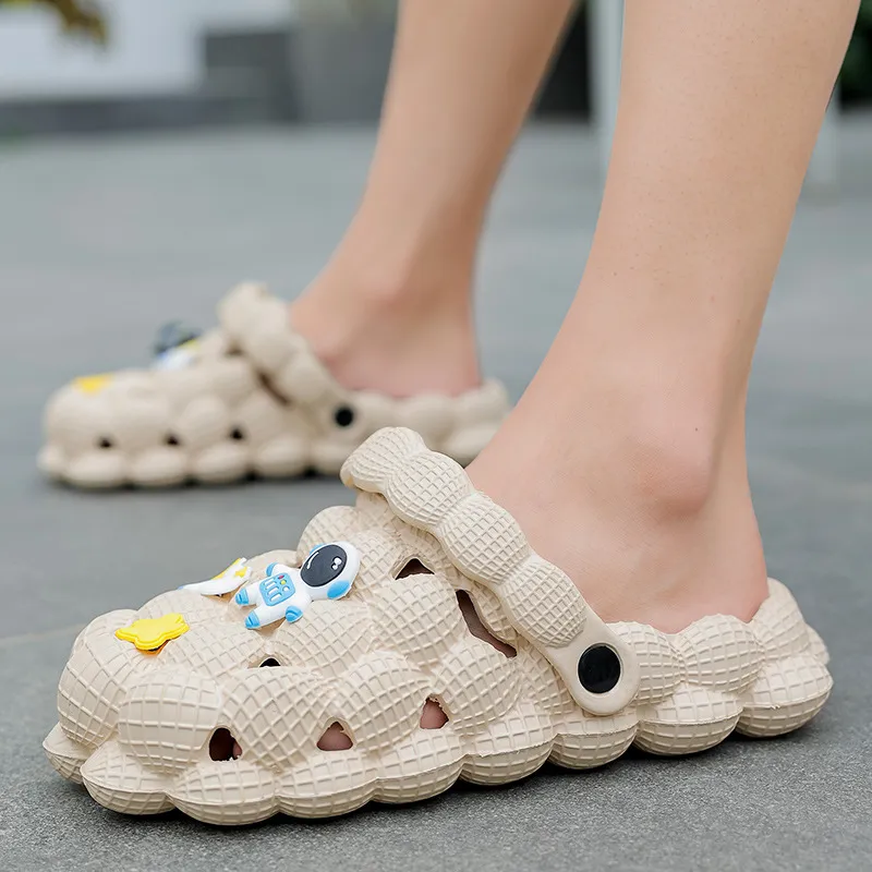 Sandals Hole Shoes Heightened Male Astronaut Drop Plastic Toe Sandals Cartoon Cute Parent-child Anti-slip EVA Slippers Q2303-04