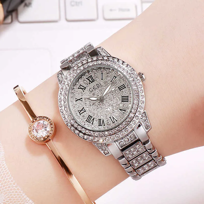 Kvinnor Fashion Luxury Women Watches av högkvalitativ diamantlysande kvartsbatteriklocka